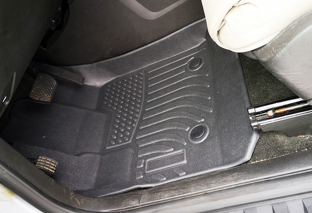 TPE weather floor liners mat for 20102017 Chevrolet Equinox
